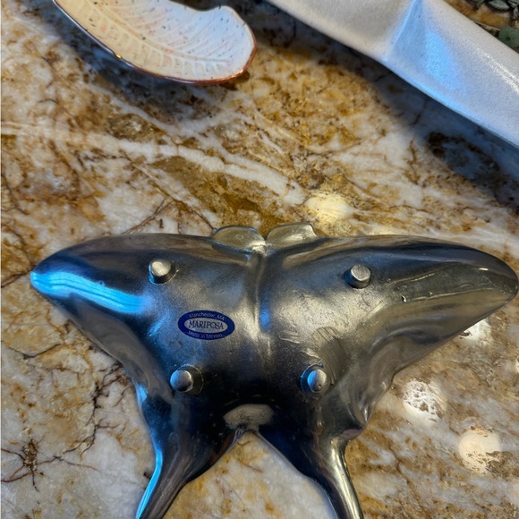 Mariposa Brilliante 9-1/4”x 6” Dish for Snacks or Trinkets. Mexico. - Picture 6 of 8